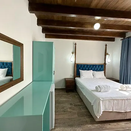 ホテル Ilia エジェアバト